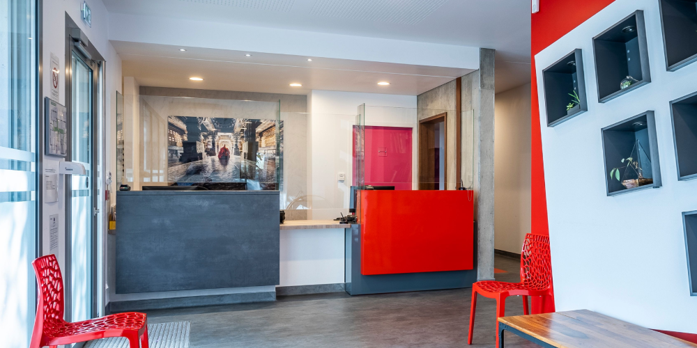 implants dentistes chateau arnoux saint auban