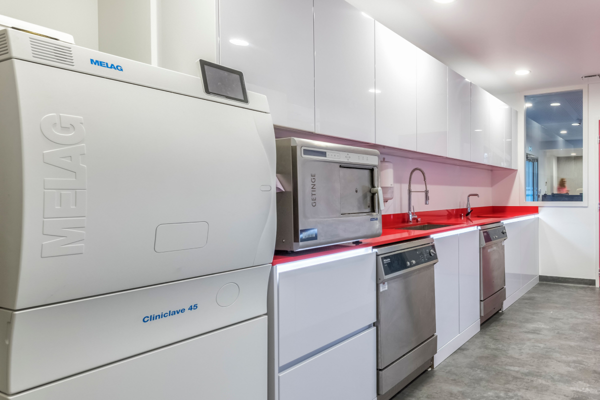 sterilisation dentaire implant